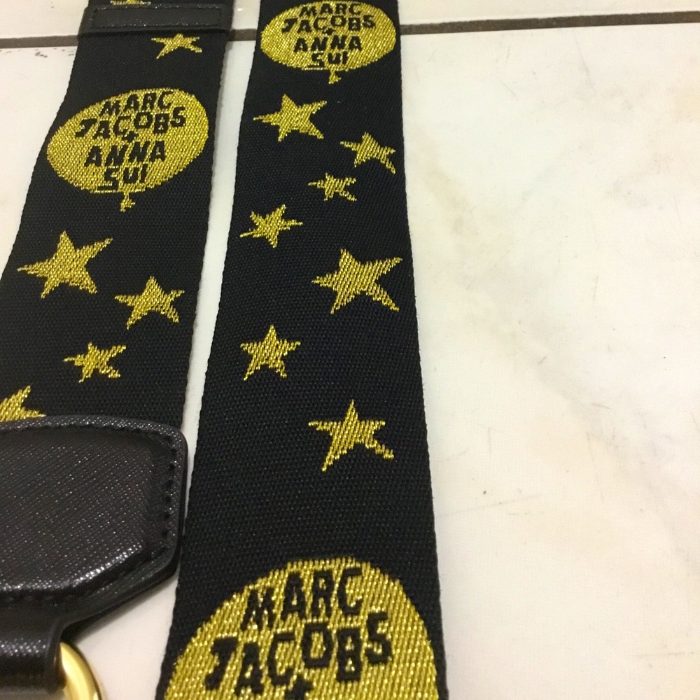 RARE MARC JACOBS AND ANNA SUI SNAPSHOT STRAP!!